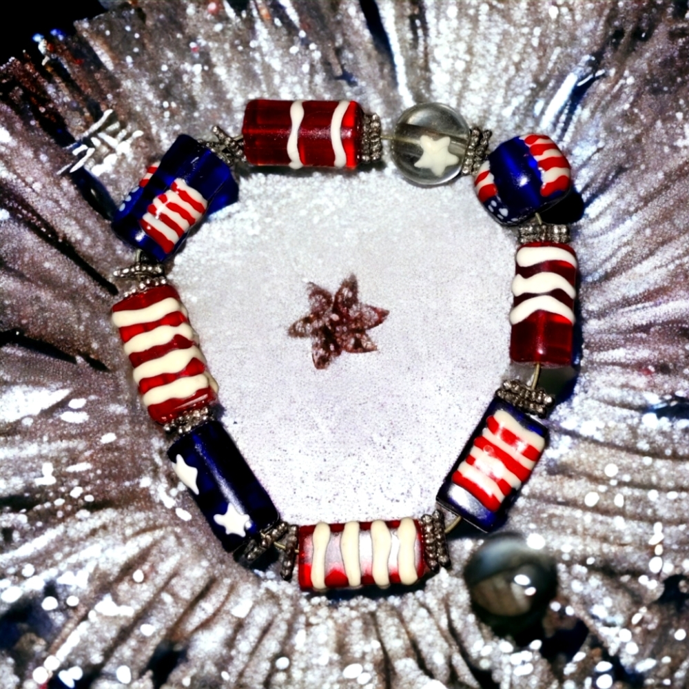 Patriotic American flag glass bracelet